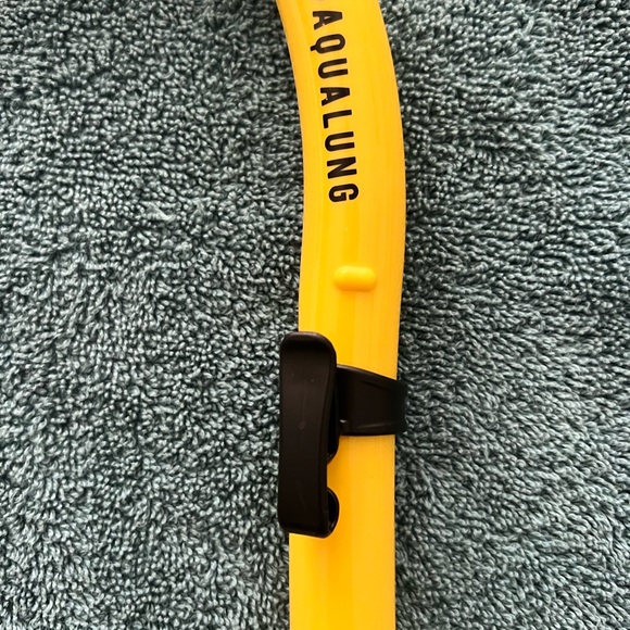 AQUA LUNG SWIM MASK AND SNORKEL- NWT YELLOW/ CLEAR/ BLACK-CHILD- CUB COMBO - Picture 11 of 14